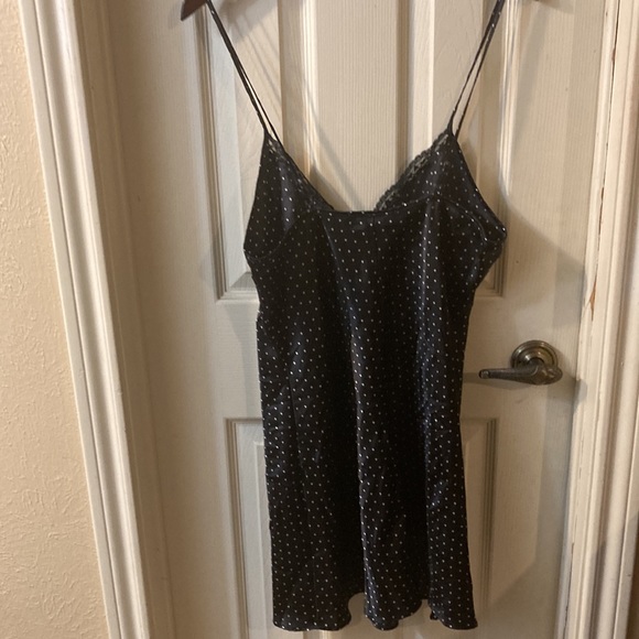 LINEA DONATELLA NIGHTGOWN/ROBE SET - Picture 5 of 5